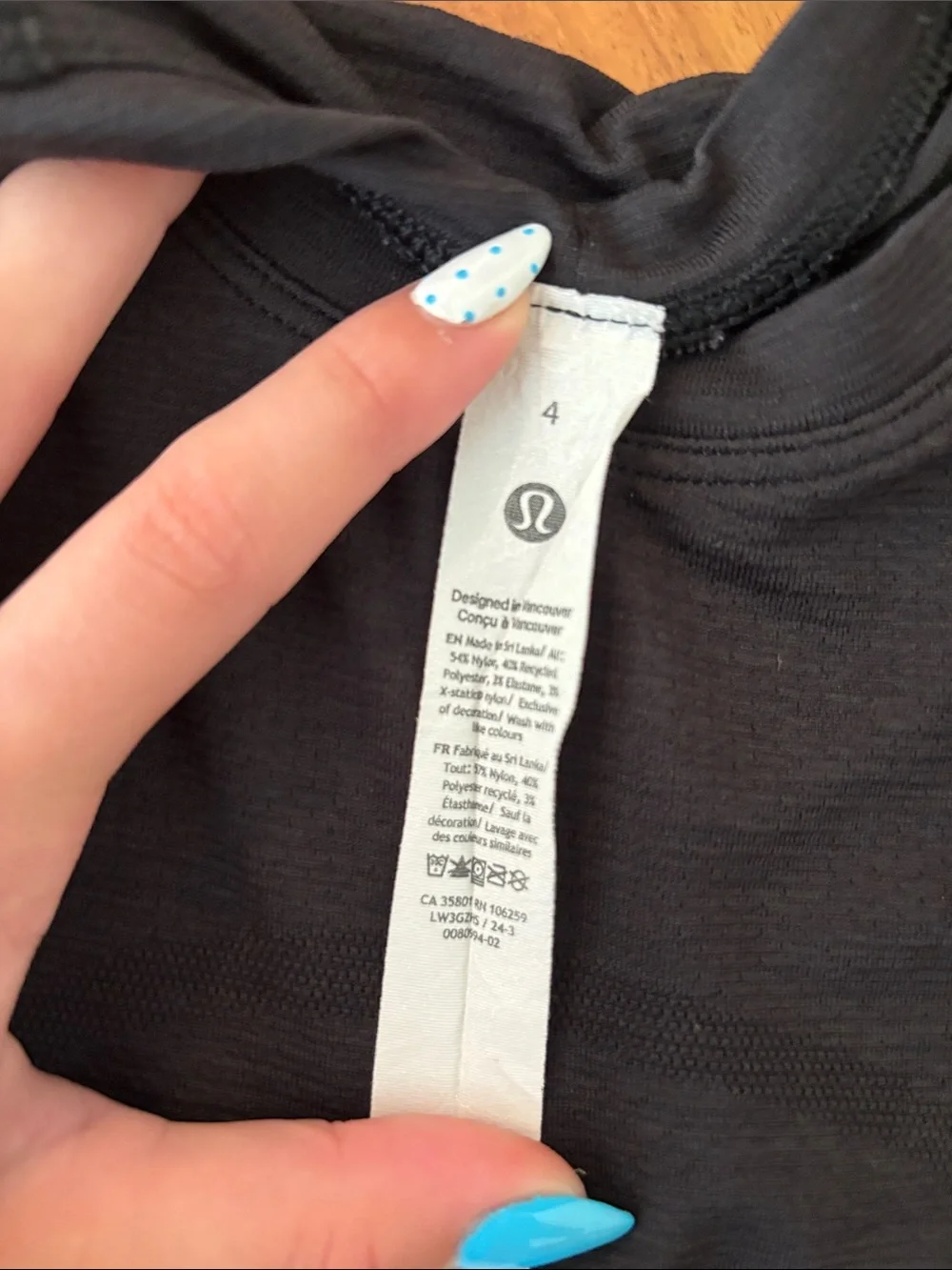 lululemon athletica Black Short Sleeve cropped Crew Top